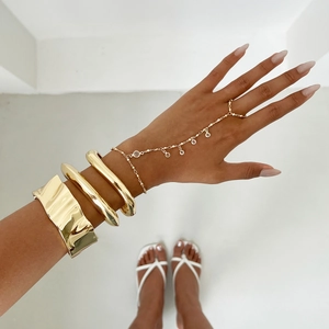 Fashion Alloy Gold Silver Plated Wavy Wide Cuff Bangle Smooth Round Bracelet Rhinestone Hand Chain Jewelry For Women