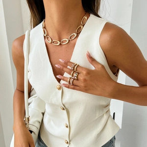 Fashionable gold oval link chain necklace and colorful gemstone ring set for women