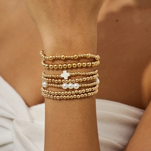 Ensemble de bracelets en perles dorées bohème avec perle blanche et breloque croix