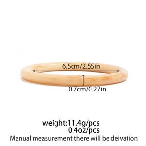 Dettagli delle dimensioni del bracciale in resina marmorizzata con diametro di 6,5 cm