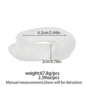 Detailed dimensions of the wide acrylic bangle with 6.2cm diameter and 2cm width