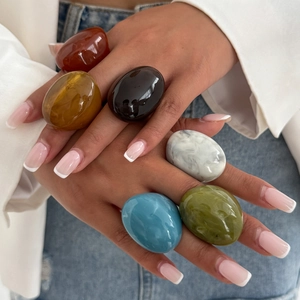 Fashionable chunky resin rings set in marble and solid colors for a trendy ins style look