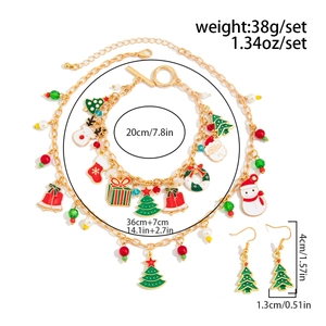 Detaillierte Maße des Weihnachts-Schmucksets mit Emaille-Baum und Weihnachtsmann
