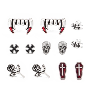 Detailset gotischer Ohrringe mit Totenköpfen, Rosen und Särgen für Halloween