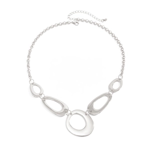 Detailed view of silver O-ring body chain featuring adjustable clasp and large hollow links