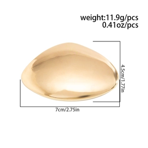 Vista dettagliata della spilla a cigno dorata con misure precise delle dimensioni