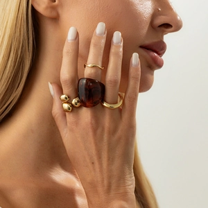 Retro hars ring set met barnsteen patroon en minimalistische gouden banden