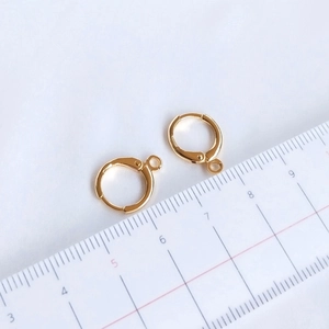 Boucles d'oreilles créoles plaquées or 14K avec anneau et échelle de mesure