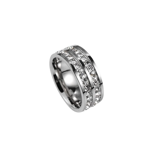 Anello moderno in acciaio inossidabile con doppia fila di zirconi quadrati in colore argento