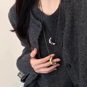 Collana Con Ciondolo a Croissant Minimalista di Moda Coreana per Donna Gioielli con Catena da Maglione Lunga in Cordino di Pelle Oro Argento Nero Rosso Lega Retro