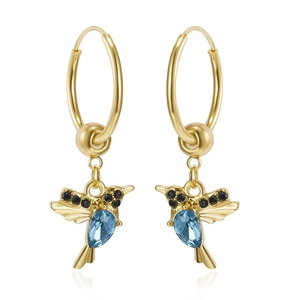 Goldene Kolibri-Ohrringe mit blauem Kristall und schwarzen Zirkoniasteinen
