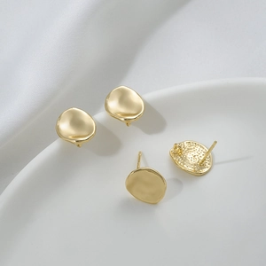 Boucles d'Oreilles Clous en Alliage Plaqué Or Minimaliste Forme Feuille de Lotus Avec Anneau de Suspension Supports de DIY