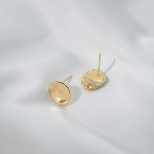 Détails de boucles d'oreilles rondes irrégulières plaquées or 14K avec dos texturé