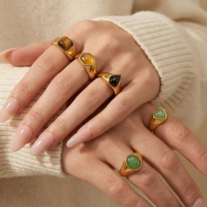 Anello Sigillo in Acciaio Inossidabile Vintage Placcato Oro Occhio di Tigre Naturale Avventurina Pietra Anello Donna
