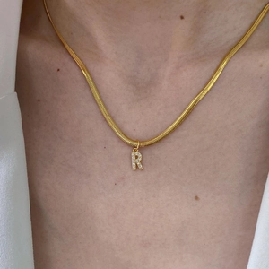 Collana a Serpente in Acciaio Inossidabile Placcato Oro Con Ciondolo a Lettera Alfabeto in Rame e Zirconia Per Donna Gioielli