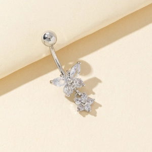 Piercing de ombligo plateado con mariposa de circón y colgante en forma de flor