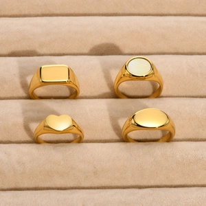 Vintage Minimalist Stainless Steel Gold Plated Signet Ring For Women Heart Oval Square Geometric Mother Of Artificial Pearl Ring Jewelry