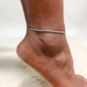 Tobillera de cuerda trenzada minimalista de acero inoxidable plateado para mujer
