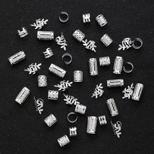 Set di anelli per capelli in argento con foglie per treccine e acconciature creative