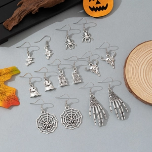 Σκουλαρίκια Halloween από Κράμα Αντίκες Ασημί Νυχτερίδα Κολοκύθα Αράχνη Φάντασμα Χέρι Σκελετός Μάγισσα Κάστρο Γοτθικά Γυναικεία