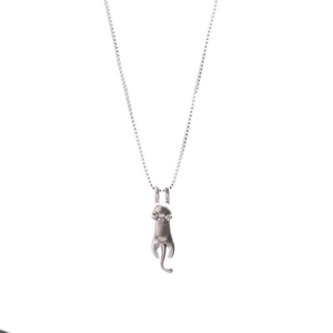 Collana con ciondolo a forma di gatto in argento opaco con gattino e catena a scatola