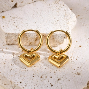 Élégantes Créoles en Forme de Cœur Géométrique en Acier Inoxydable pour Femmes Bijoux de Mode Plaqués Or Polis Miroir