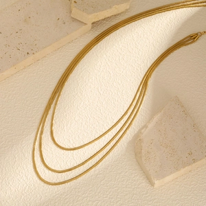Collier à trois rangées en acier inoxydable plaqué or 18 carats pour femme tendance