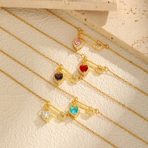 Fashion Stainless Steel Safety Pin Heart Pendant Necklace For Women Gold Plated Rhinestone Inlaid Jewelry Gift