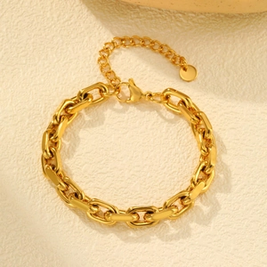 Minimalist gold-plated stainless steel link chain bracelet with adjustable charm