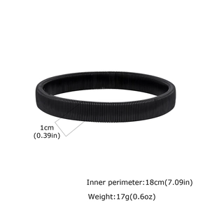 Tabella taglie del bracciale a molla nero con larghezza 1 cm e circonferenza 18 cm