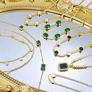 Collana a Strati in Acciaio Inossidabile Vintage Francese Placcata Oro 18K per Donna Elegante Ciondolo Geometrico Cuore Gioielli