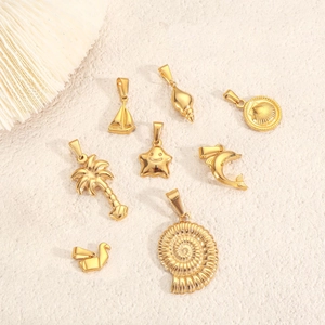 Stainless Steel Sea Life Pendant Necklace Conch Dolphin Palm Tree Sailboat Star Charm Vacation Jewelry For Women Girl