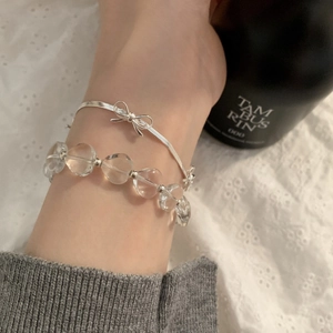 Set bracciale a catena serpente d'argento con perline di cristallo su pizzo
