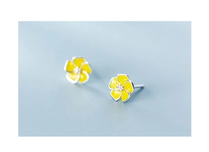Detailed view of S925 silver five-petal flower stud earrings with yellow enamel finish