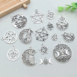 14 antiksilberne Legierungsanhänger mit keltischem Mond Stern und Wolf für DIY-Schmuck