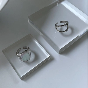 Anillos ajustables de plata S925 con líneas retorcidas e incrustaciones de nácar