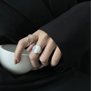 Anillo minimalista de plata S925 de doble capa con incrustación de nácar de mujer