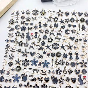 Flachbild von schwarzen Emaille-Anhängern aus Legierung für DIY-Schmuckherstellung