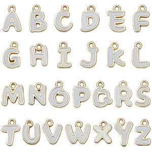 Set aus 26 weißen Emaille A-Z Buchstabenanhängern mit Goldlegierung für DIY-Schmuck