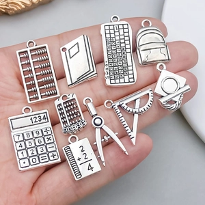 Breloques scolaires vintage en alliage argenté avec abaque et règle pour bijoux DIY
