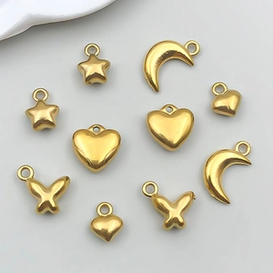Colgantes de acero inoxidable dorado de corazón estrella luna y mariposa para joyas DIY