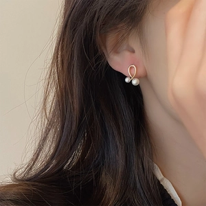 Boucles d'Oreilles Clous Künstliche Perle d'imitation de Luxe Avec Tige en Argent Pur 999 Croix Nouée Or Platine Bijoux Pour Femmes Accessoires de Mode