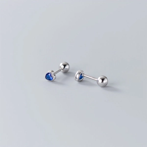Orecchini a cuore in argento S925 con zircone blu e chiusura a vite minimalista