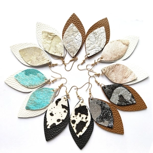 Bohemian Double Layer Leather Leaf Drop Earrings With Artificial Turquoise Beads Leopard Cow Print Feather Earrings For Women Vintage Ethnic Jewelry
