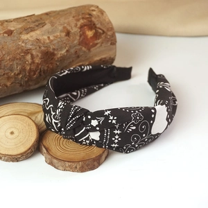 Retro black paisley pattern wide knot headband with floral print and vintage style
