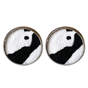 Pendientes redondos bordados Yin Yang con montura de metal plateado artesanal