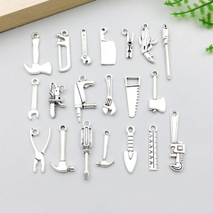 Breloques en Alliage d'Argent Antique Forme d'Outils pour DIY Collier Bracelet Mini Marteau Clé Scie Accessoires de Bijoux