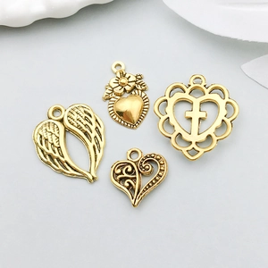 Détails de breloques vintage coeur et ailes dorés pour création de bijoux et colliers DIY