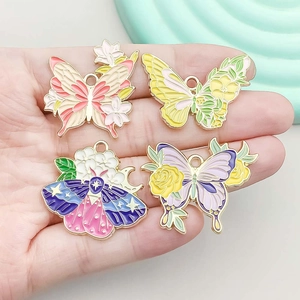 Farbenfrohe Schmetterlingsanhänger aus Emaille für DIY-Schmuck zur Größenansicht