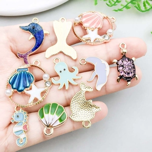 Colorful sea creature alloy charms set with dolphins and sea turtles for DIY jewelry